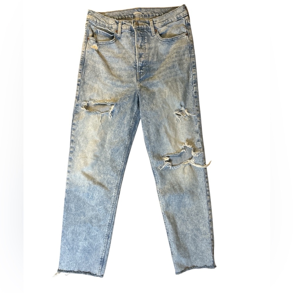 Old Navy Women’s High waisted Straight legs Light Blue Distressed Jeans Size 10
